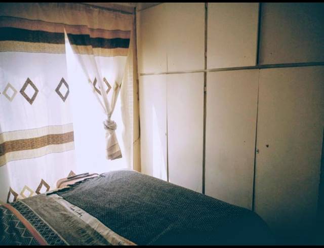 2 BEDROOM TOWNHOUSE FOR SALE IN PROTEA GLEN